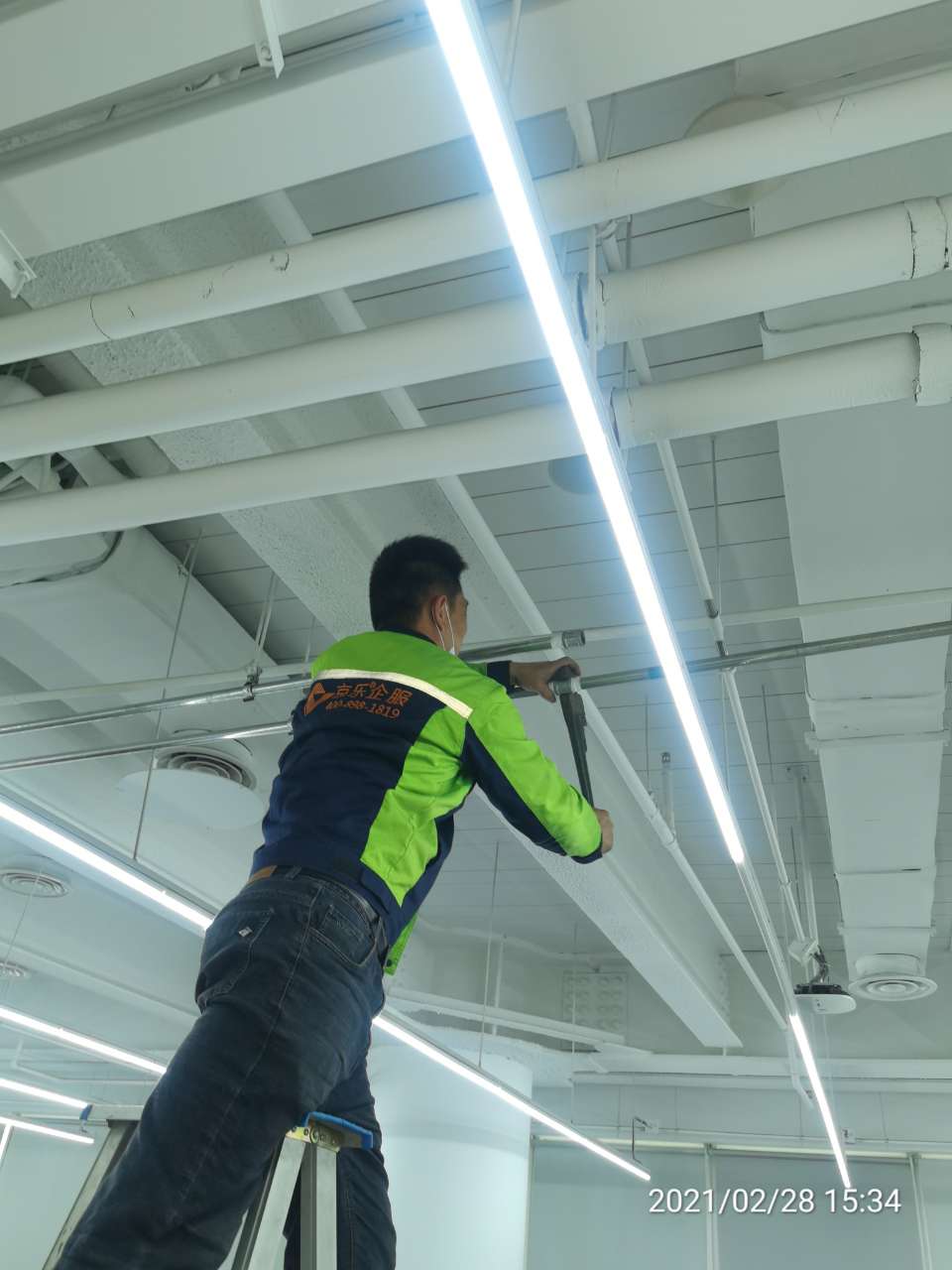 水機中央空調保養(yǎng)維護